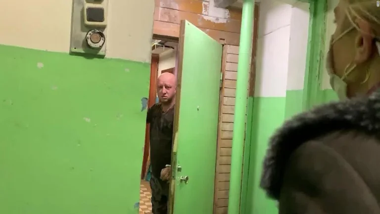 Alexei Navajo trompe un espion qui lui dit alors comment il a été empoisonné