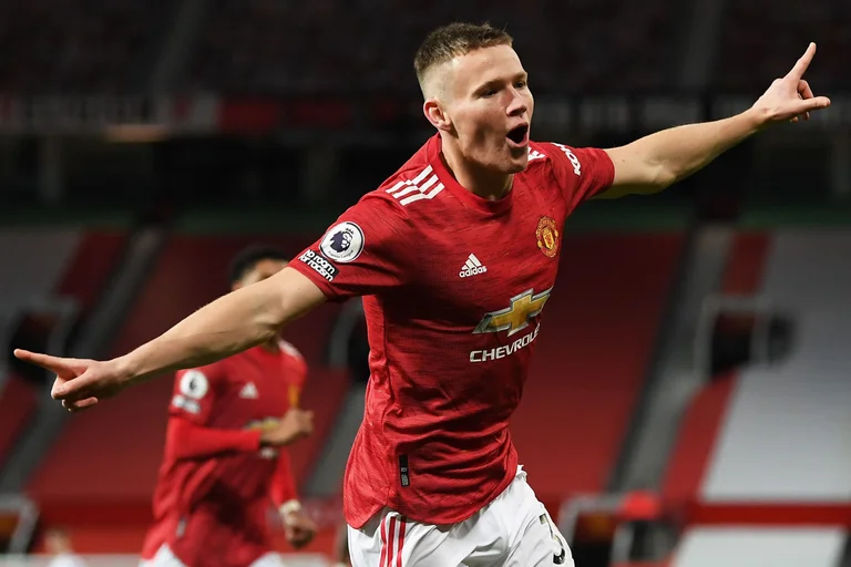 McTominay est entré dans l'historique PL, devient le premier joueur à marquer deux fois en trois minutes.