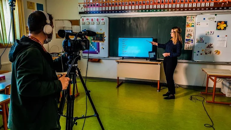 Paralajmërohet se edhe viti i ri shkollor në Kosovë mund të nis përmes platformës online