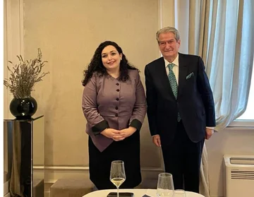 Vjosa Osmani s'est noyée à Vyosa !