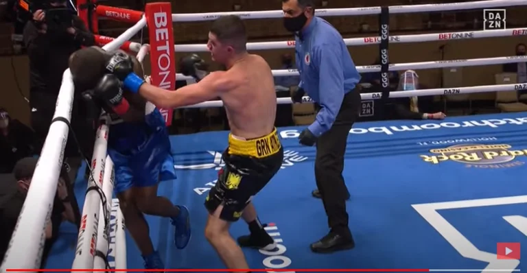 Albanian Ariu terrorizes opponent with hurricanes, judge forced to stop mecin