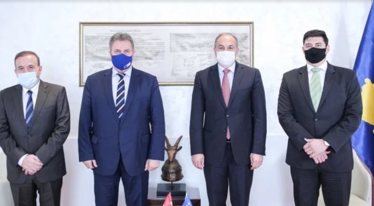 Hoxhaj se reúne con el embajador húngaro, eso es lo que discutieron.