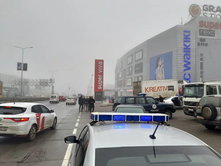Questo è lo stato di salute della polizia che è stato ferito oggi a Pristina