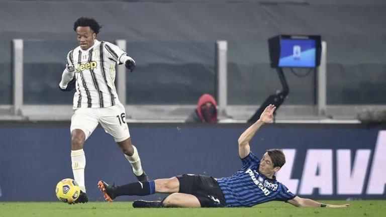 The rare synthes of the star Atlanta: I earned the red card for that intervention in Cwadrado