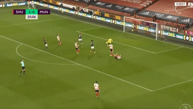 Man United equatiert gegen Sheffield, superheld von Stadtheld