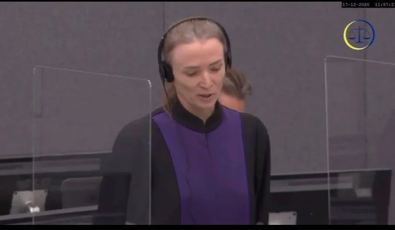 Procureur : Nous avons remis à la défense de Thaci, Selimi, Krasniqi et Veselin 1300 pièces de l'acte d'accusation