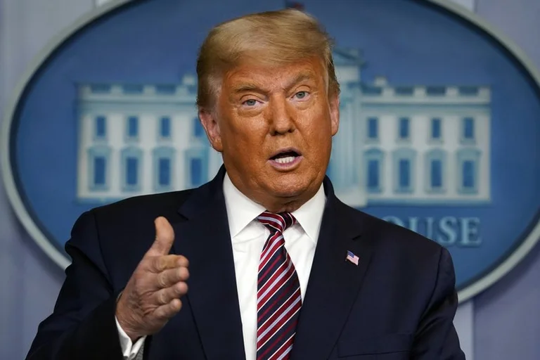 Confirme Twitter: Après le 20 janvier, Trump peut être exclu de la clé des théories du complot