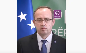 “Isa Mustafa po merret me këtë punë” – Përgjigja e Hotit për Presidentin