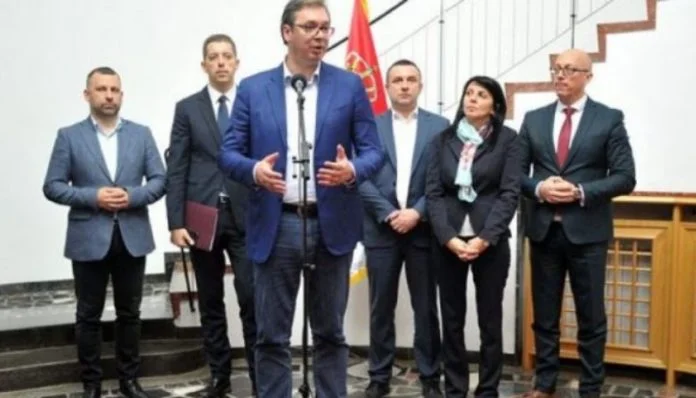 La lista serba va a Vuciki a Belgrado oggi, perché