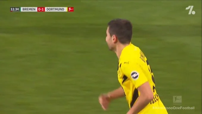 Dortmund dans la prééminence de Werder de Rasica