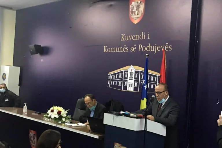 Bulliqi presenta i direttori, eccoli.