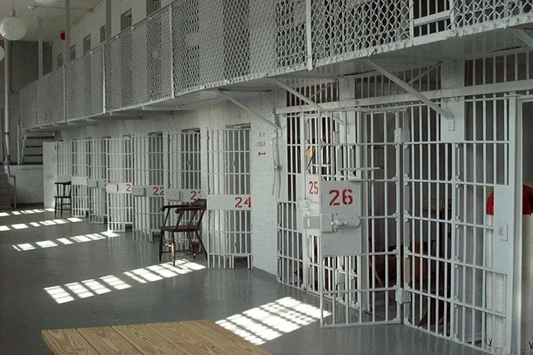 The janitor in Dubrava prison gets fired