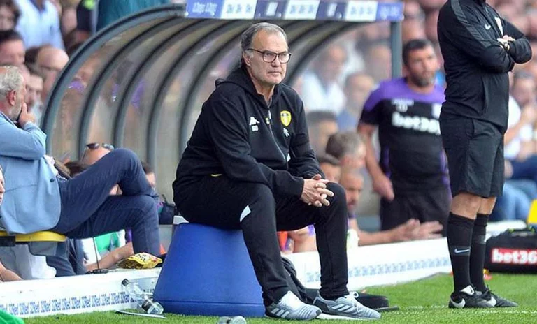 Leeds po vazhdon të godet në merkato, tani vihen pas mesfushorit të Barcelonës