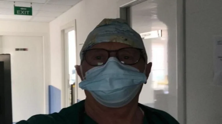 Incluso un médico albanés muere de Coved-19