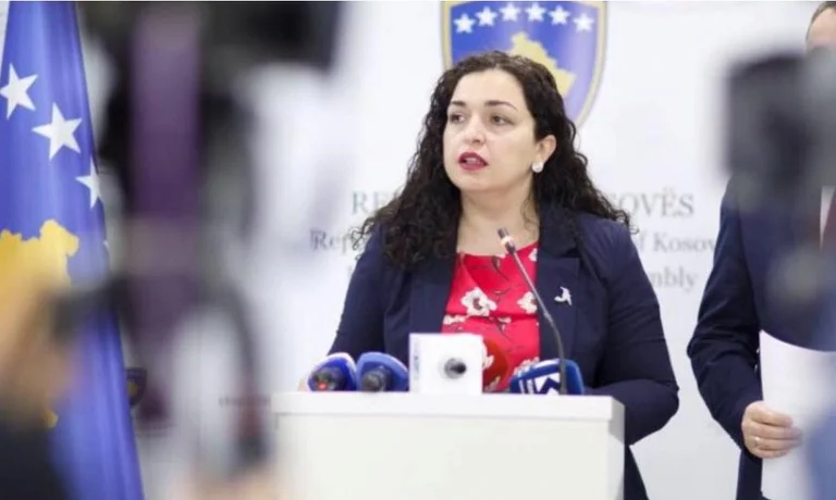 Vjosa Osmani shkruan status emocional për 1 qershorin: Thotë se fëmijët duhet të na rrëfejnë udhën përpara