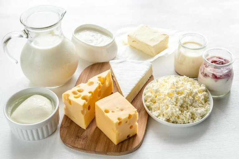 Is there a connection between acne and dairy? What Studies Say