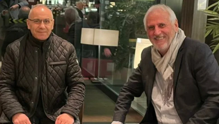 Ademi rencontre Chalandes, c'est de ça qu'il parle.