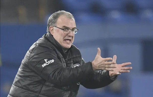 Crazy in every way: Bielsa shocks journalists, reveals launch formation two days before the match