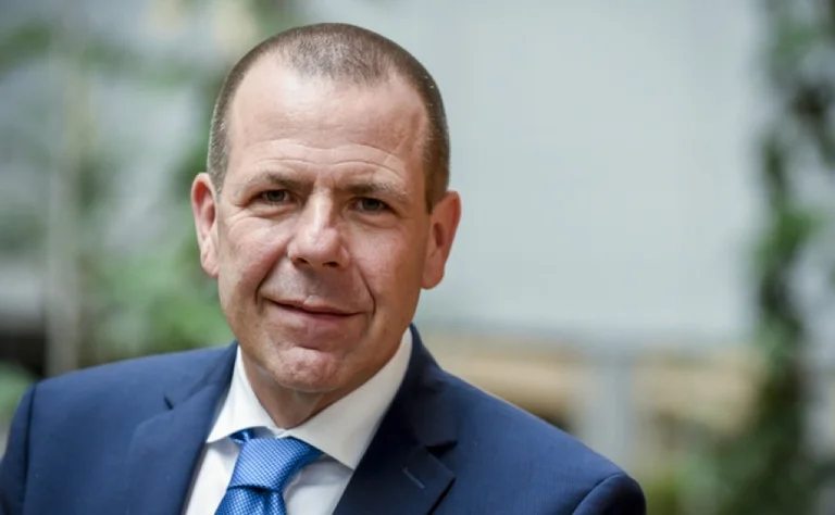 Austrian Eurodeput: Voting visa removal for Kosovo failed state and mafia