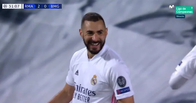 Benzema non perdona, segna anche il secondo gol verso i tedeschi Gladback.