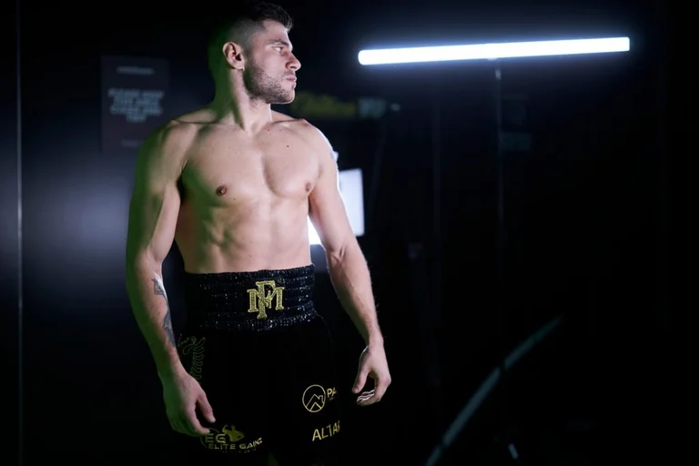 Florian Marku sera présenté en albanais à Alex Fearon