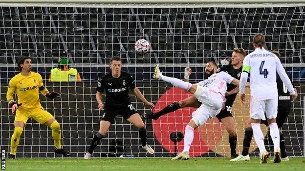 Le Real Madrid cherche à triompher contre Borussia Montengladcbah : Ce sont des formations possibles.
