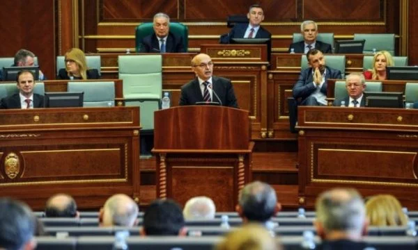 6 anni di voto del governo Mustafa