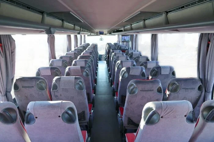 Jemand versuchte, den Comeran Bus zu blasen.