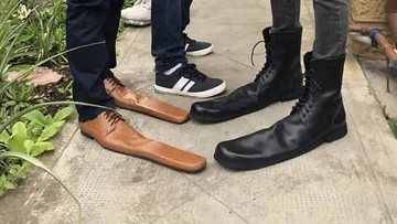 Chaussures anticonvidienne aller sur le marché pour garder la distance