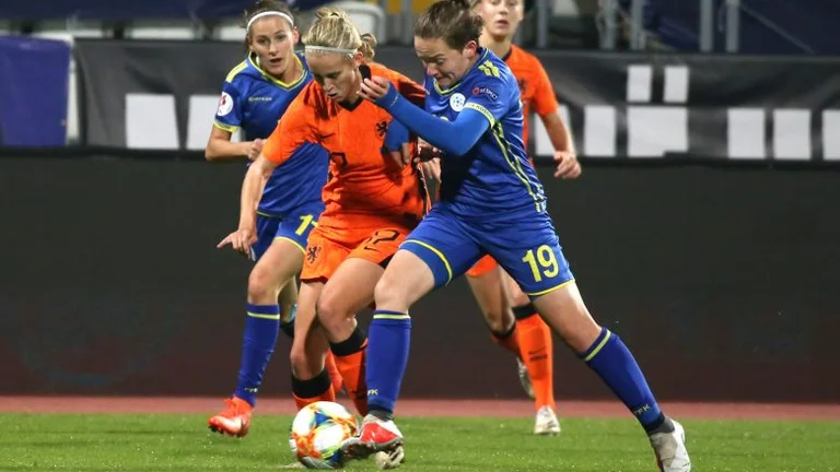 Le ragazze del Kosovo soffrono la seconda sconfitta contro le ragazze tulipani
