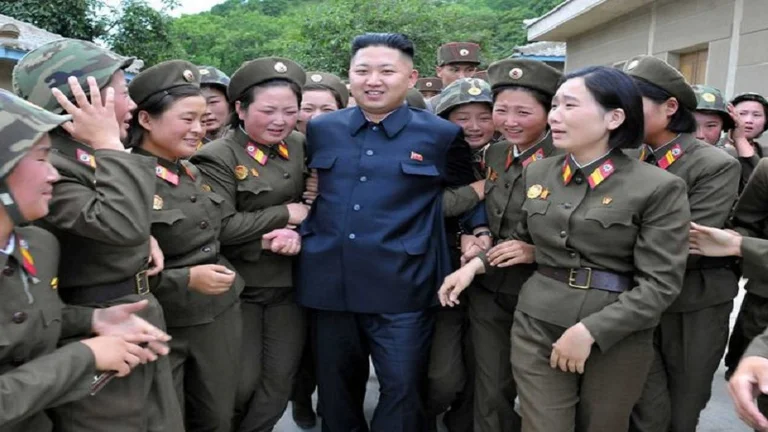 “ - Classe ex-communications Les secrets de Kim Jong.
