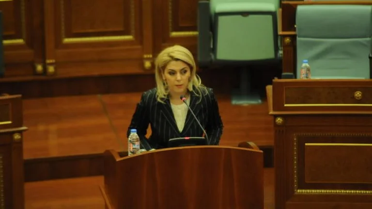Deliu-Kodra kërkon nga Hoti që t’i rimbursoj familjet që janë prekur me COVID-19