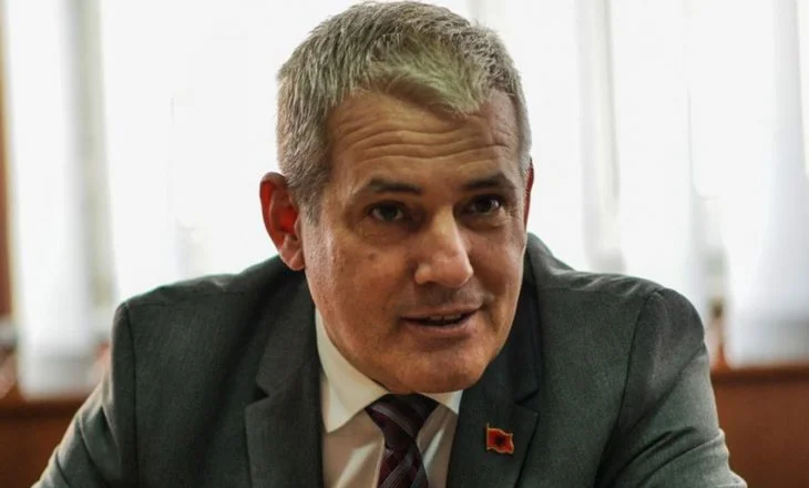 Sveçla flet për herë të parë për kasafortën me dokumente konfidenciale që u la e hapur në MPB