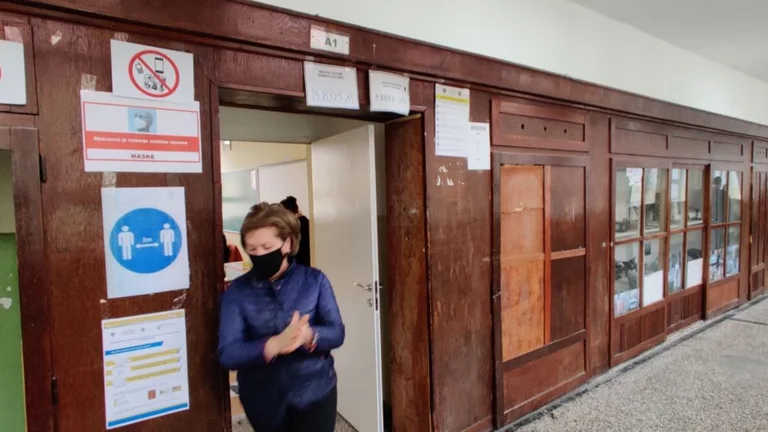 Elections in northern Mitrovica without problems being investigated a case of ballot photos