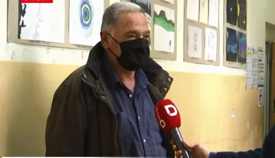 Seine Frau starb am Morgen von COVID-19 nach CKUK, der Bürger geht und Stimmen in Podujevo
