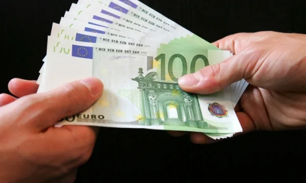 25 corruption substances go to court, only 3 or 4 cases are high profile