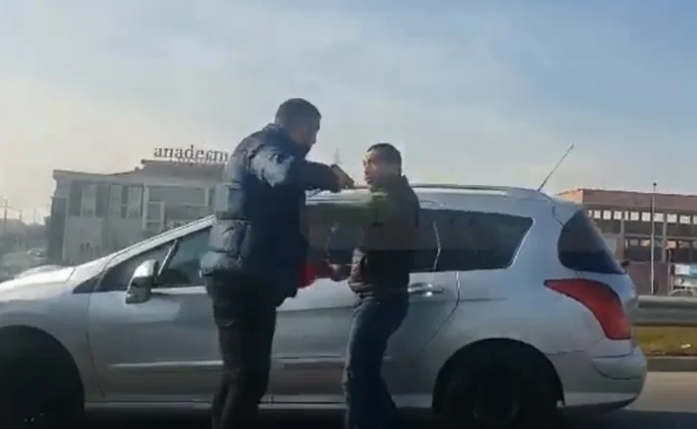 Firefight in the middle of the road in Veternik