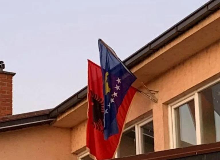 Shame has a name: Field school desecrates Kosovo flag, puts it back (Photo)