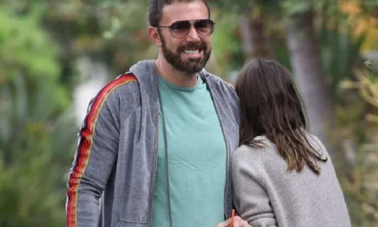 Ben Affleck en bon état après avoir rompu avec sa copine