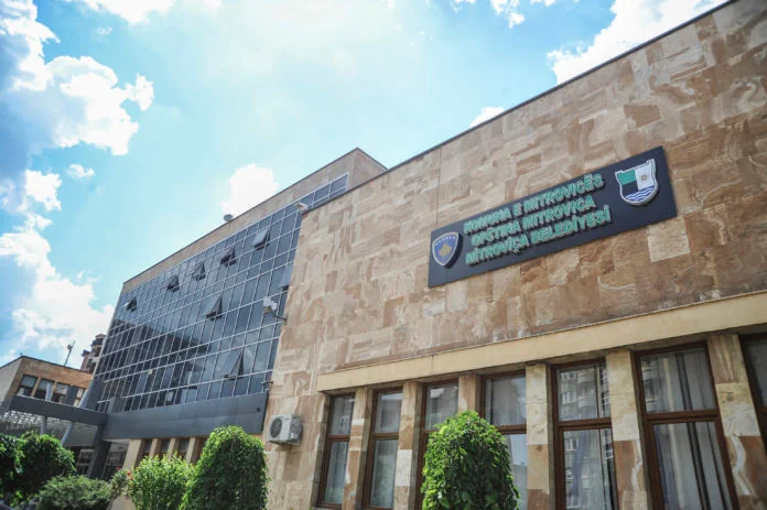 Mitrovica prend la décision: Chaque personne infectée obtient 50 euros