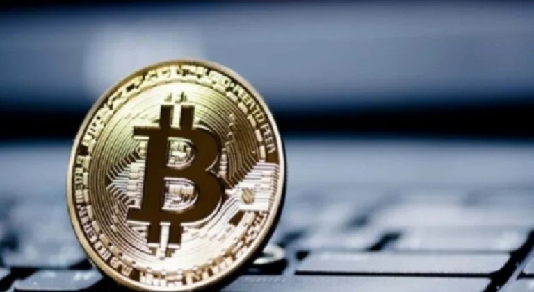 Bitcoin cayó a un mínimo de 10 días, atrayendo más criptovalores
