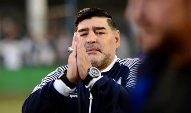 Maradona: Shpresoj që Messi të ketë ndeshje të keqe