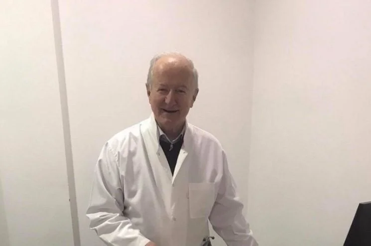Renowned Kosovo Arzt Änderungen Lives