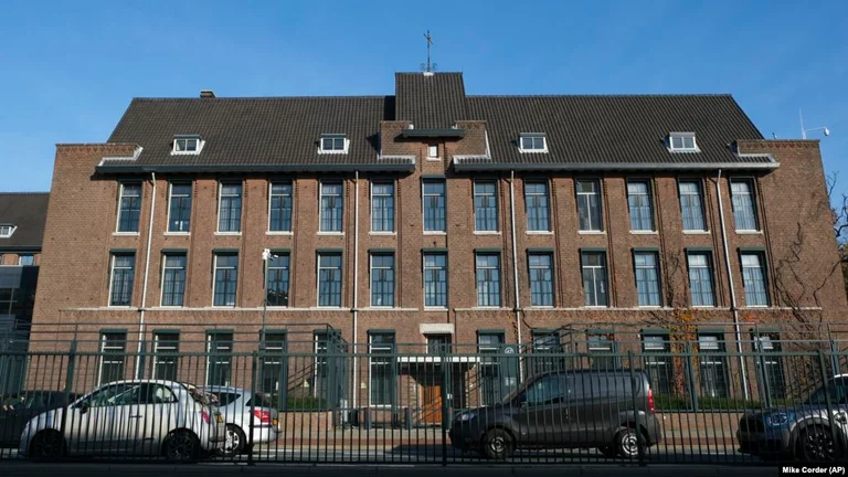 La compétence du Tribunal spécial peut-elle être élargie?