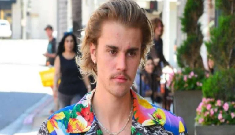 Justin Bieber media: Don't use old photos, except for trejat