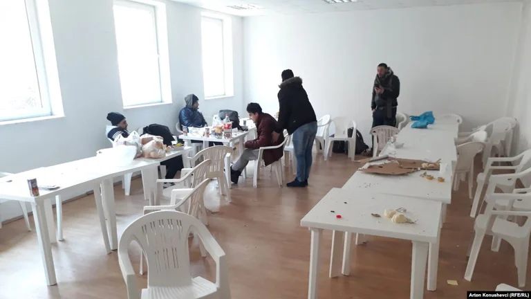 According to camp accommodations, asylumers receive similar social assistance with Kosovo citizens
