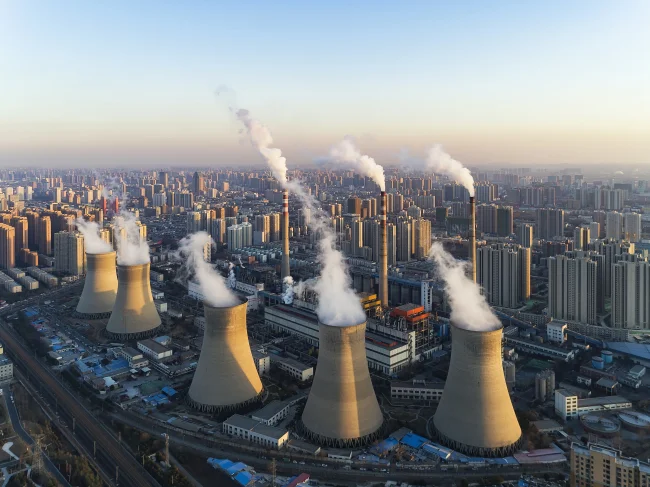 Experts: La Chine, l'Europe, les États-Unis doivent conduire le changement vert
