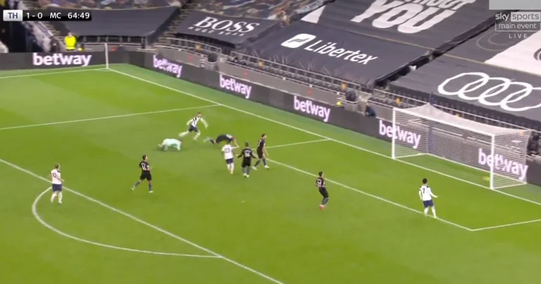Tottenham continues to end up with Man City: It marks the second goal, Celso with fantastic realisation.