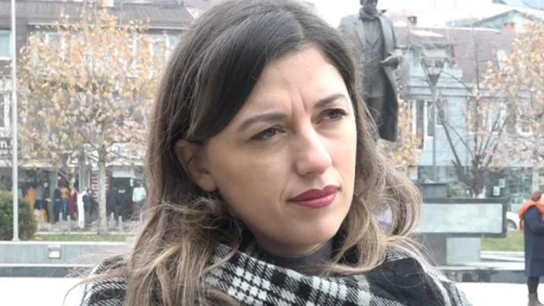 Haxhiu: Selmanaj será despedido lo antes posible, después de él todo el gobierno