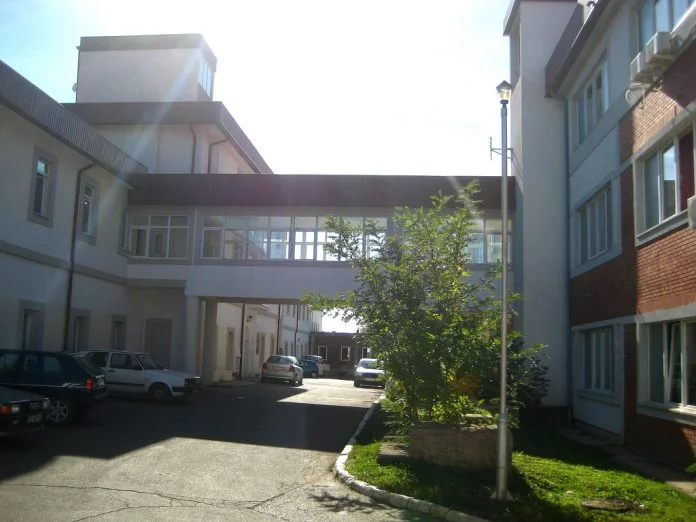 Scandal con cadavere, Mitrovica Direttore Ospedale respinto